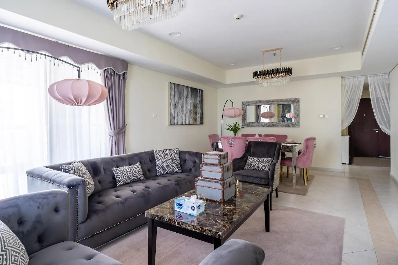 Veer Apartments - 82Nd Floor Princess Tower - Palm View Dubaj