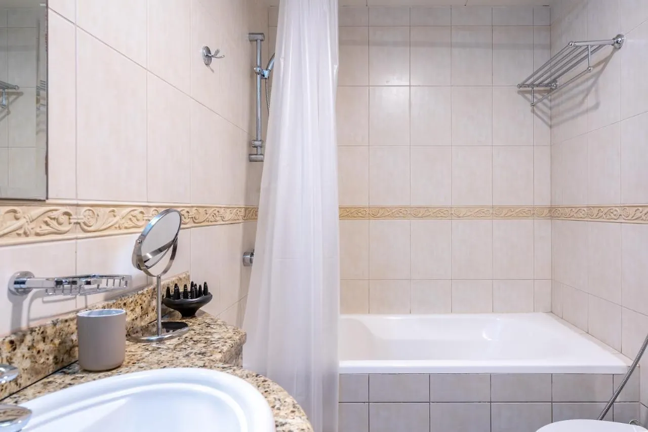 Veer Apartments - 82Nd Floor Princess Tower - Palm View Dubaj