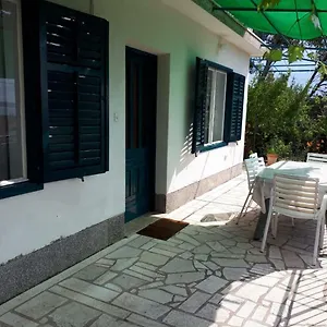 apartmani-neda-trogir.splithotels.org/