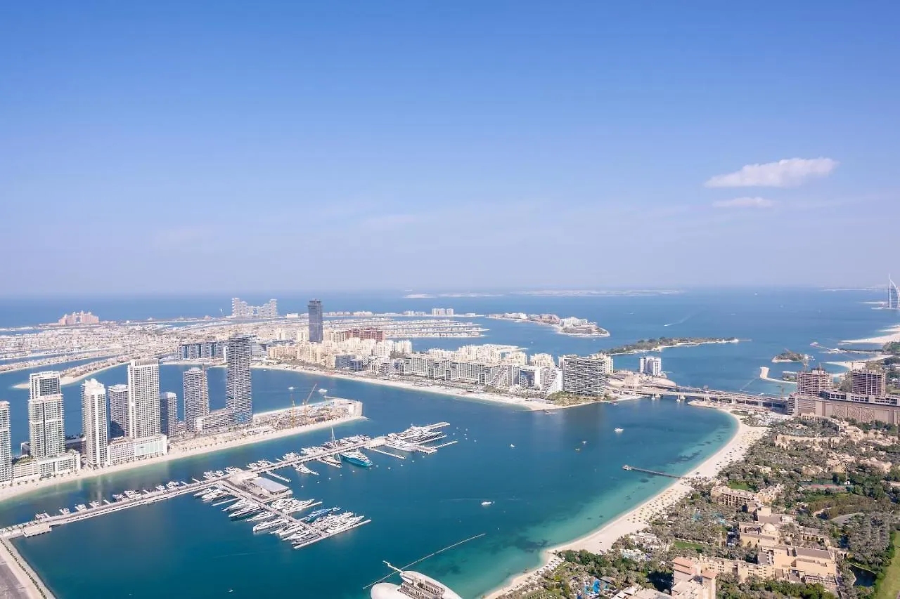 Veer Apartments - 82Nd Floor Princess Tower - Palm View Dubai