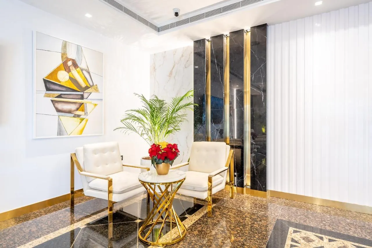 Veer Apartments - 82Nd Floor Princess Tower - Palm View Dubai
